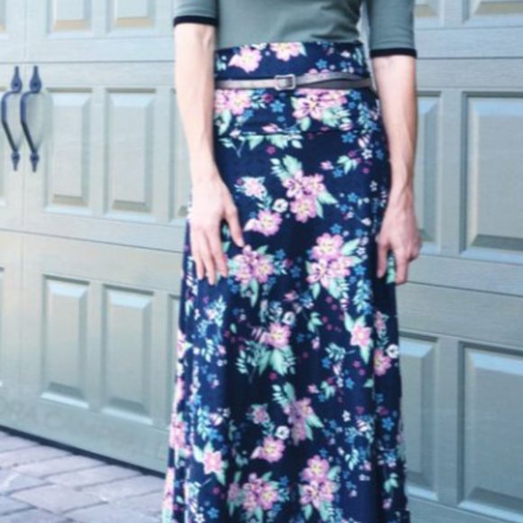 LuLaRoe Dresses & Skirts - 🌴NWT LuLaRoe Maxi Skirt